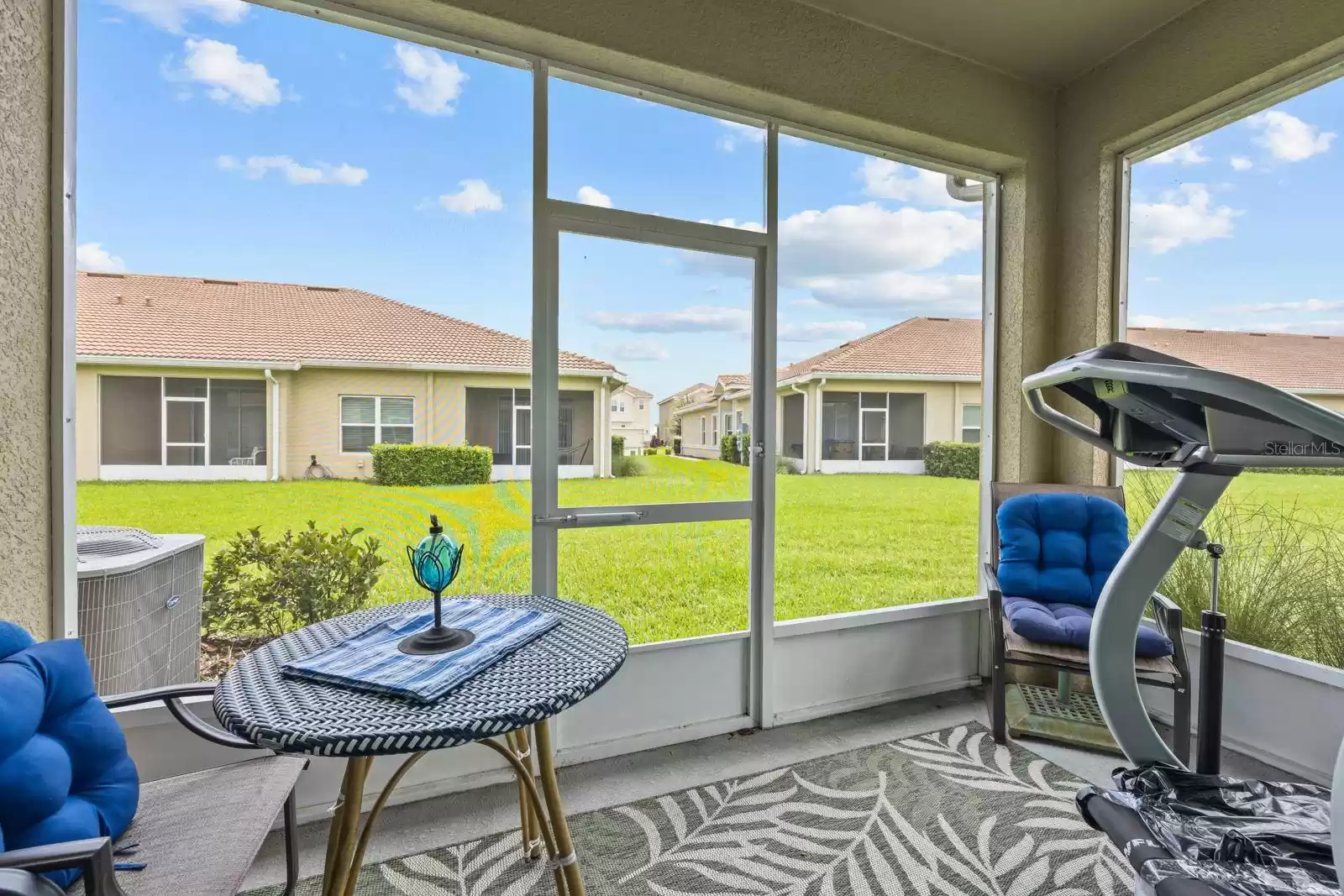 1127 TRAPPERS TRAIL LOOP, DAVENPORT, Florida 33896, 2 Bedrooms Bedrooms, ,2 BathroomsBathrooms,Residential Lease,For Rent,TRAPPERS TRAIL,MFRO6220374