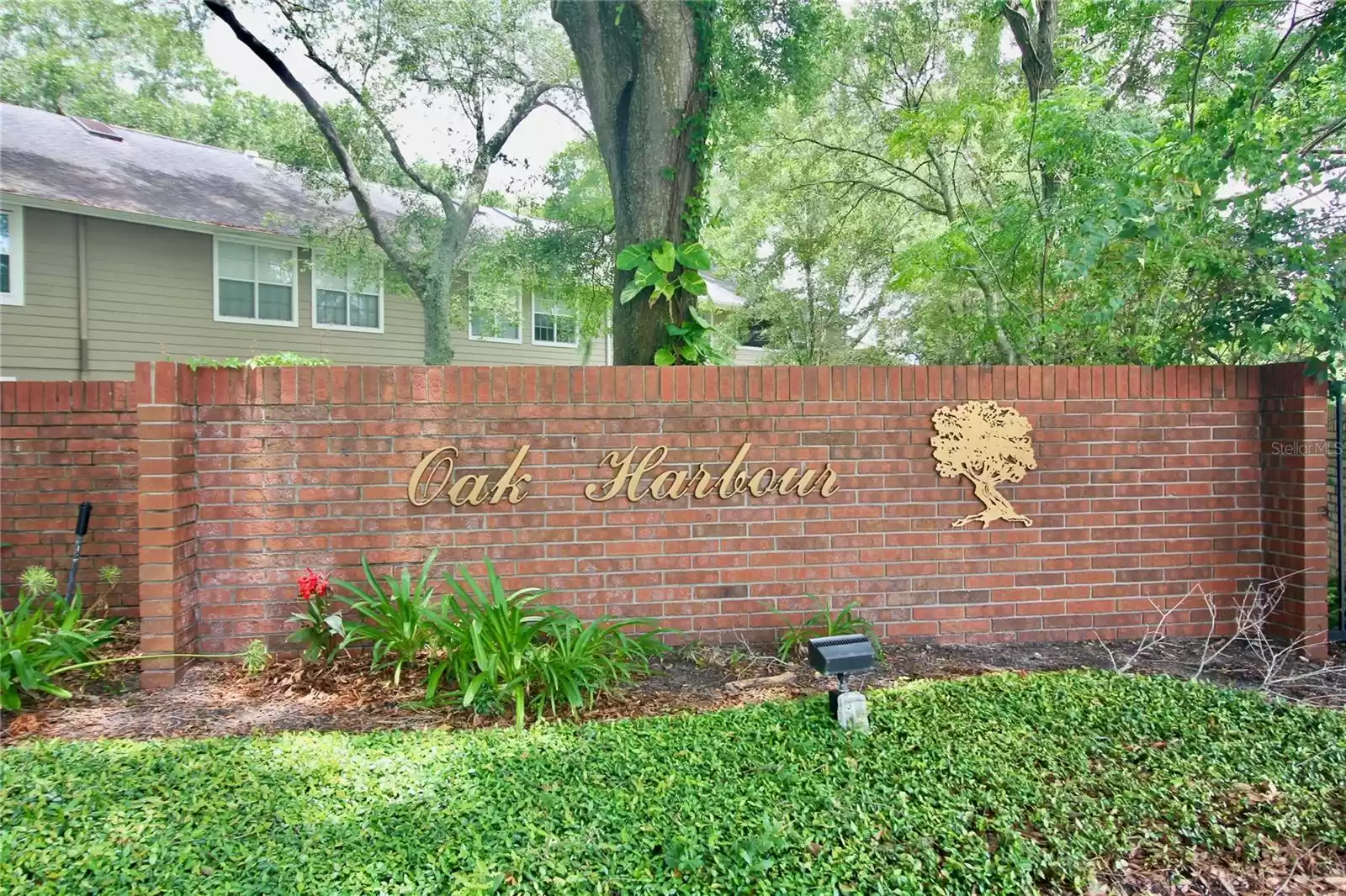 LOCATED IN GATED OAK HARBOUR