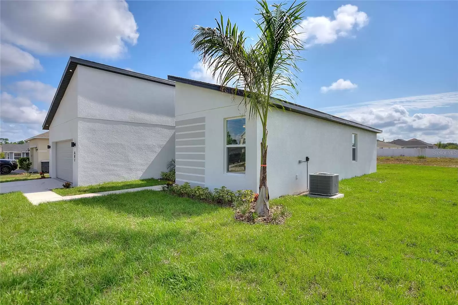 601 JAMES COURT, KISSIMMEE, Florida 34759, 4 Bedrooms Bedrooms, ,2 BathroomsBathrooms,Residential Lease,For Rent,JAMES,MFRO6219486