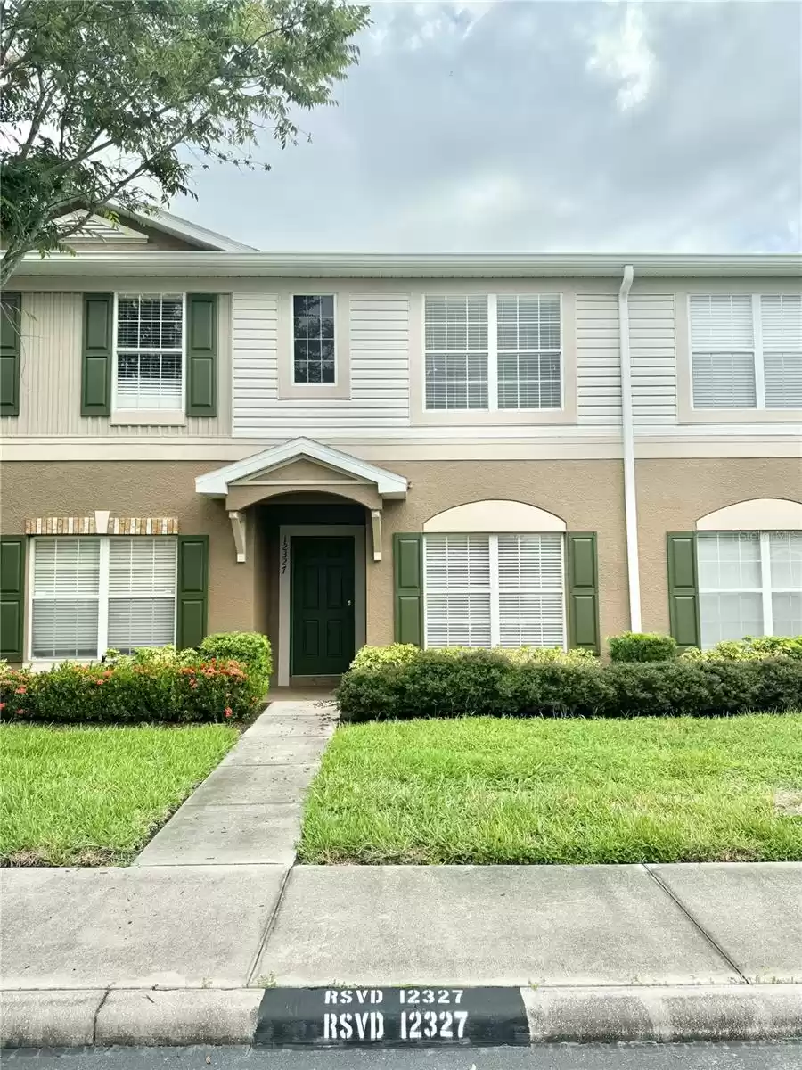 12327 HEALEY SUMMIT LANE, RIVERVIEW, Florida 33579, 3 Bedrooms Bedrooms, ,2 BathroomsBathrooms,Residential Lease,For Rent,HEALEY SUMMIT,MFRT3541723