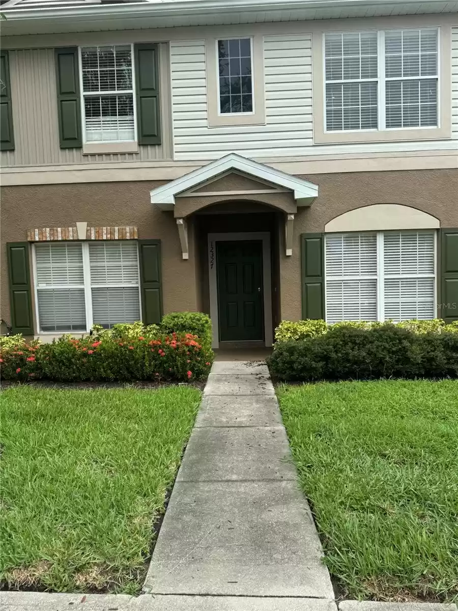 12327 HEALEY SUMMIT LANE, RIVERVIEW, Florida 33579, 3 Bedrooms Bedrooms, ,2 BathroomsBathrooms,Residential Lease,For Rent,HEALEY SUMMIT,MFRT3541723