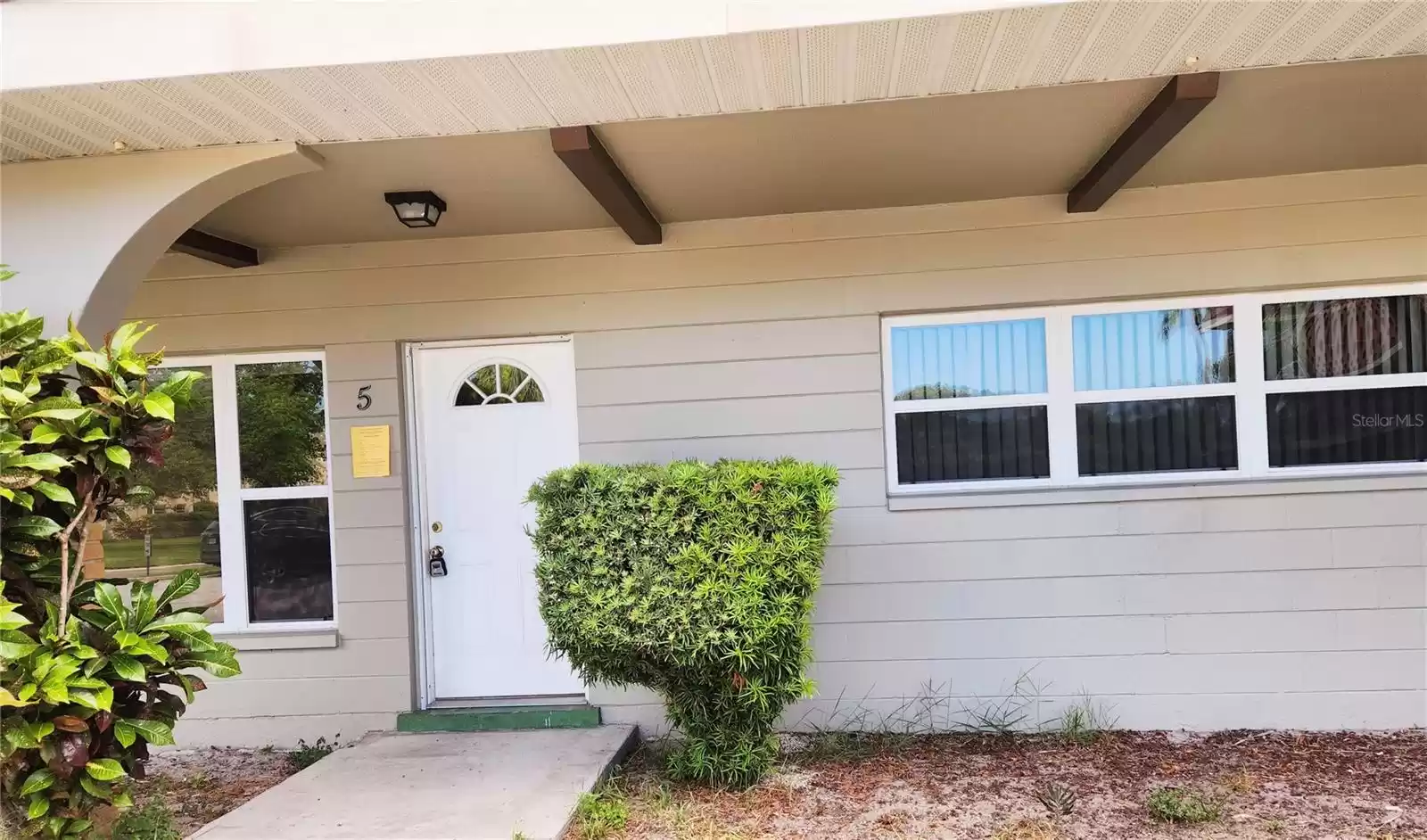 2073 DENMARK STREET, CLEARWATER, Florida 33763, 2 Bedrooms Bedrooms, ,2 BathroomsBathrooms,Residential Lease,For Rent,DENMARK,MFRU8250375