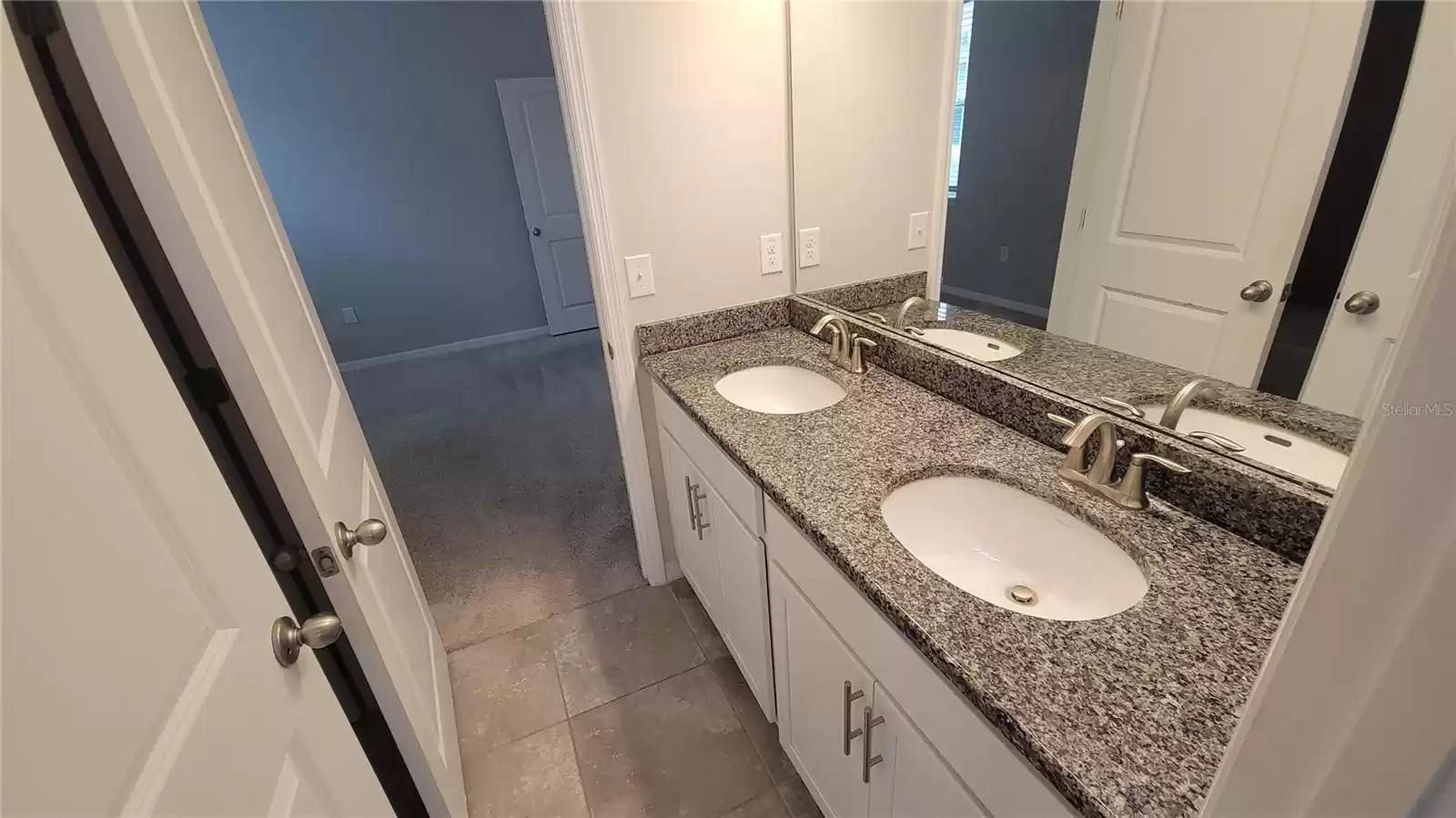 1073 MONTGOMERY BELL ROAD, WESLEY CHAPEL, Florida 33543, 4 Bedrooms Bedrooms, ,3 BathroomsBathrooms,Residential Lease,For Rent,MONTGOMERY BELL ROAD,MFRO6224225