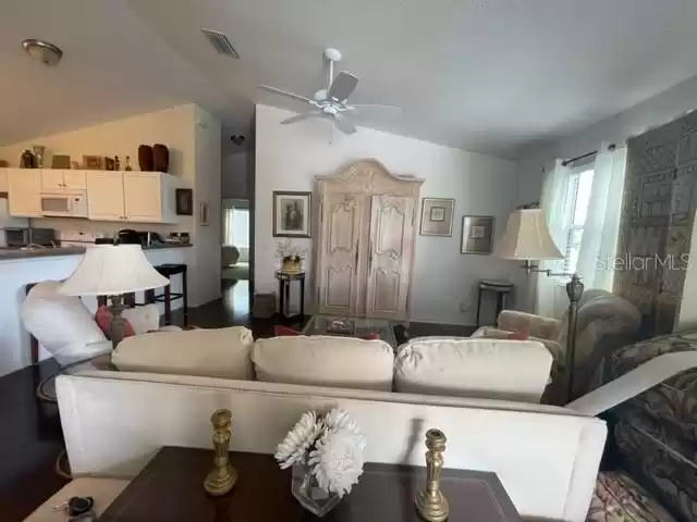 1981 CHESAPEAKE PLACE, THE VILLAGES, Florida 32162, 2 Bedrooms Bedrooms, ,2 BathroomsBathrooms,Residential Lease,For Rent,CHESAPEAKE,MFROM682367