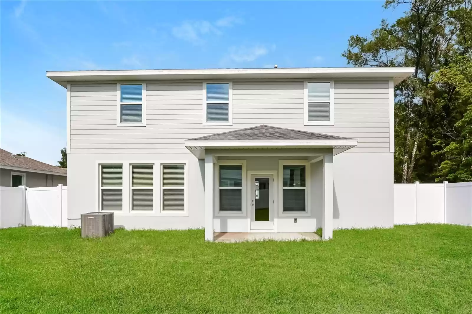 364 WHITEHEART DRIVE, DELAND, Florida 32724, 4 Bedrooms Bedrooms, ,2 BathroomsBathrooms,Residential Lease,For Rent,WHITEHEART,MFRO6224825