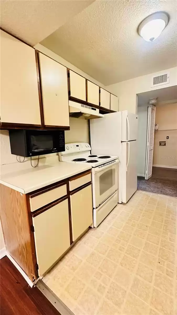 1017 HIAWASSEE ROAD, ORLANDO, Florida 32835, 1 Bedroom Bedrooms, ,1 BathroomBathrooms,Residential Lease,For Rent,HIAWASSEE,MFRO6224831