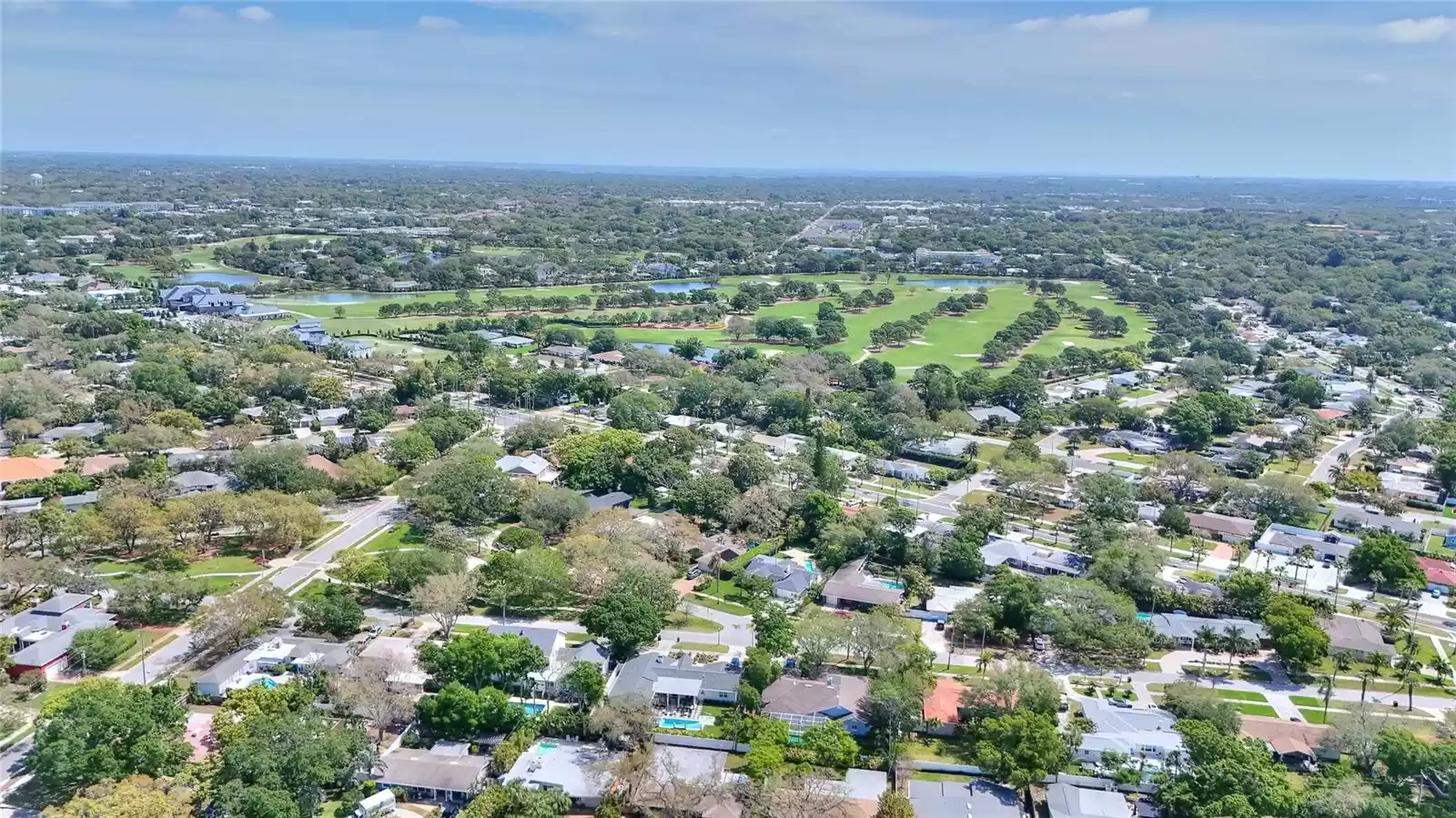 14 EVONAIRE CIRCLE, BELLEAIR, Florida 33756, 3 Bedrooms Bedrooms, ,3 BathroomsBathrooms,Residential Lease,For Rent,EVONAIRE,MFRU8250709