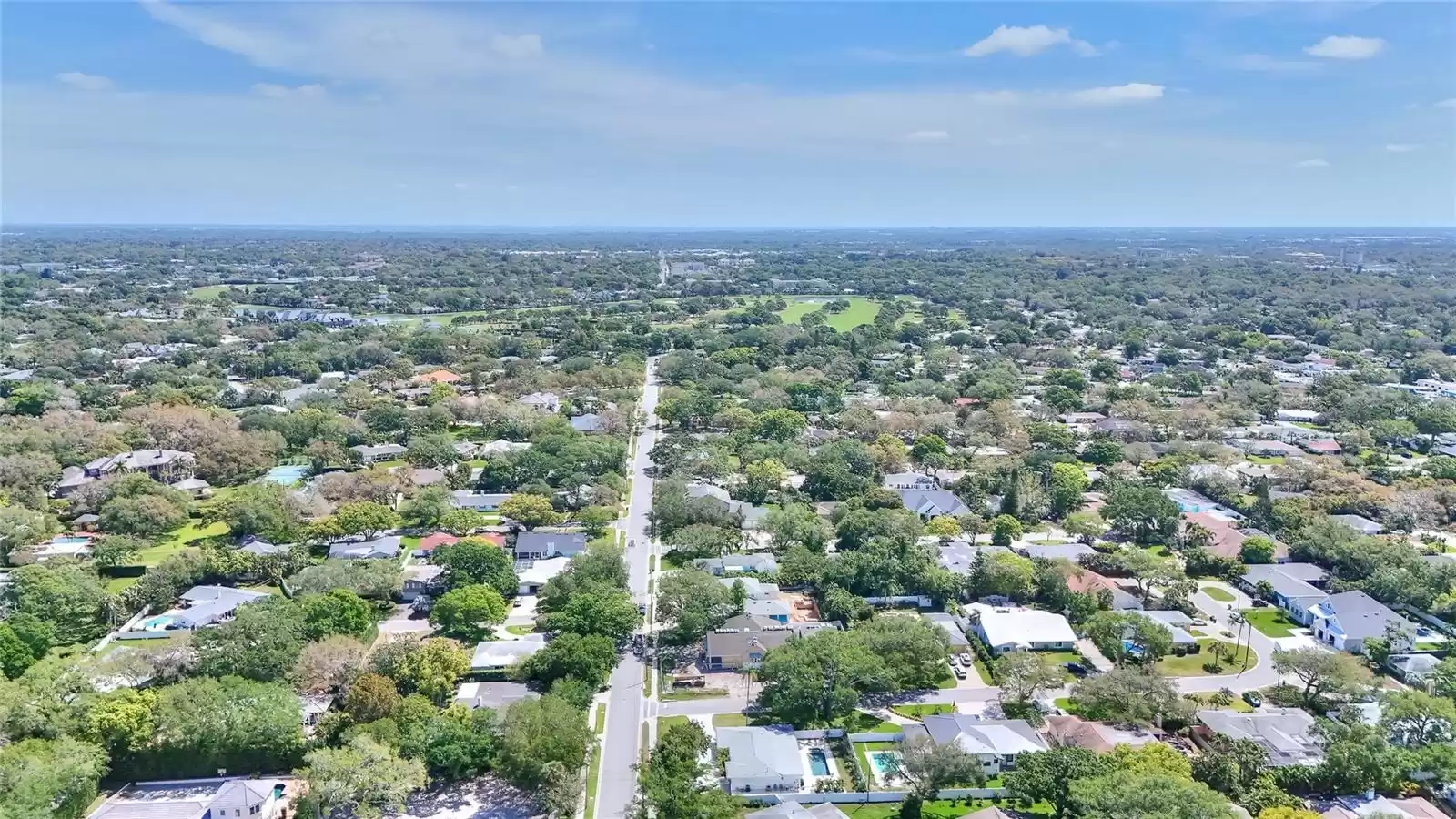 14 EVONAIRE CIRCLE, BELLEAIR, Florida 33756, 3 Bedrooms Bedrooms, ,3 BathroomsBathrooms,Residential Lease,For Rent,EVONAIRE,MFRU8250709