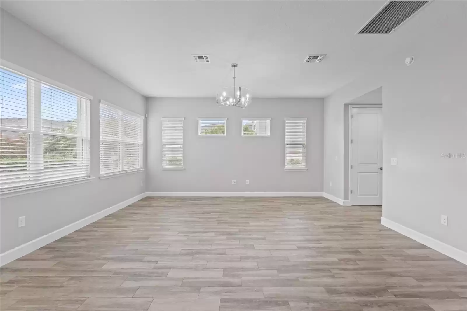 Open Concept Living Room. Natural Light.