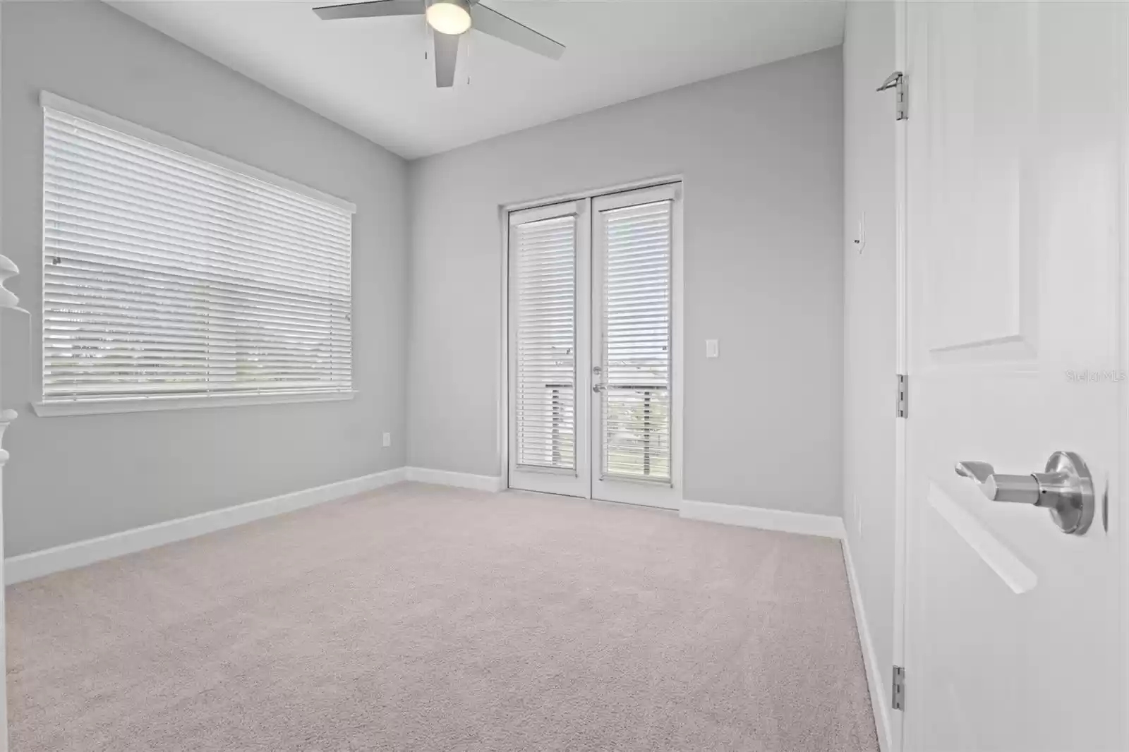 Upstairs Loft with Balcony