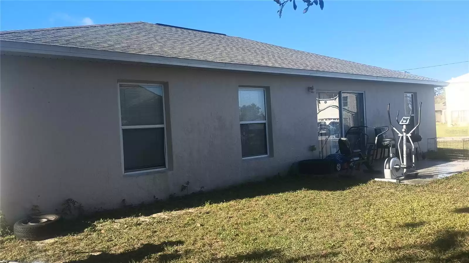 530 LAKEVIEW DRIVE, KISSIMMEE, Florida 34759, 3 Bedrooms Bedrooms, ,2 BathroomsBathrooms,Residential Lease,For Rent,LAKEVIEW,MFRO6218819