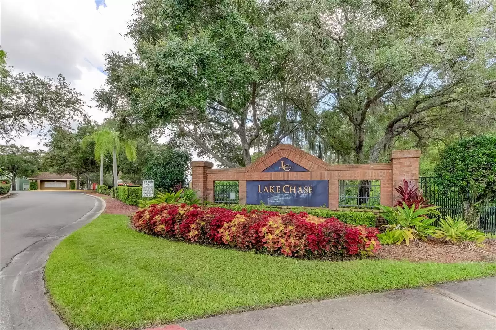 9106 LAKE CHASE ISLAND WAY, TAMPA, Florida 33626, 3 Bedrooms Bedrooms, ,2 BathroomsBathrooms,Residential Lease,For Rent,LAKE CHASE ISLAND WAY,MFRU8250802