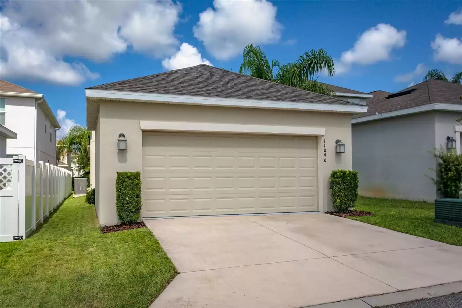 11090 SILVER SURFER ALLEY, WINTER GARDEN, Florida 34787, 4 Bedrooms Bedrooms, ,3 BathroomsBathrooms,Residential,For Sale,SILVER SURFER,MFRO6224222