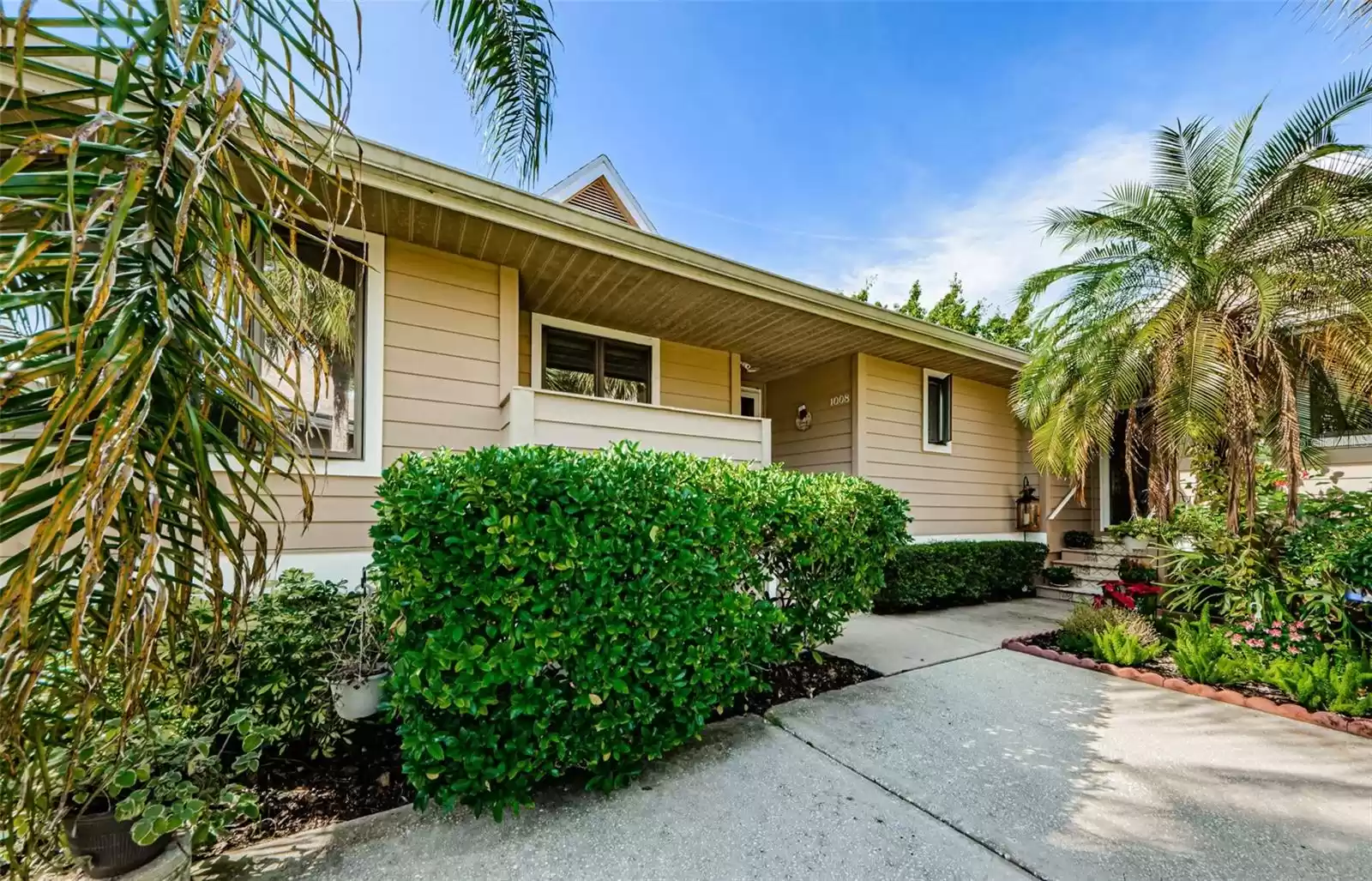 1008 Caravel Ct, Tarpon Springs, Florida 34689, 3 Bedrooms Bedrooms, ,2 BathroomsBathrooms,Residential,For Sale,CARAVEL,U8250981