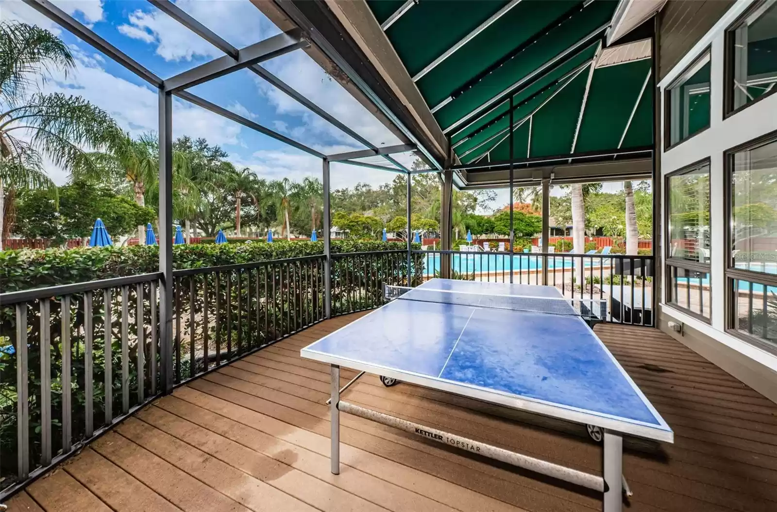1008 Caravel Ct, Tarpon Springs, Florida 34689, 3 Bedrooms Bedrooms, ,2 BathroomsBathrooms,Residential,For Sale,CARAVEL,U8250981