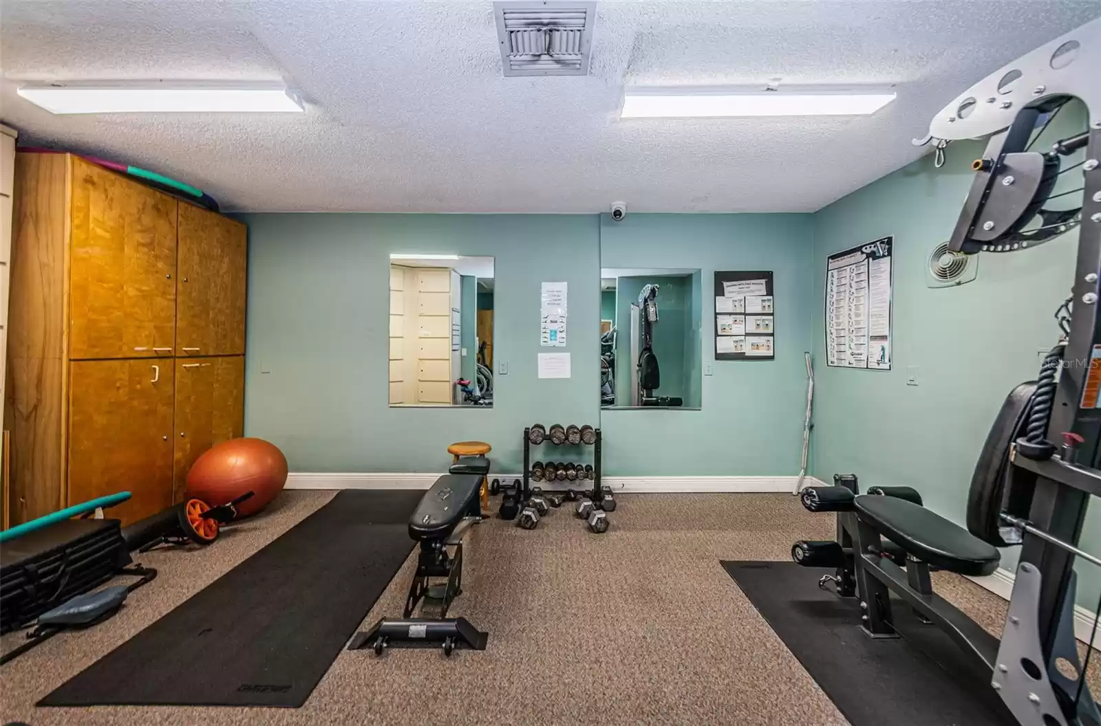 1008 Caravel Ct, Tarpon Springs, Florida 34689, 3 Bedrooms Bedrooms, ,2 BathroomsBathrooms,Residential,For Sale,CARAVEL,U8250981
