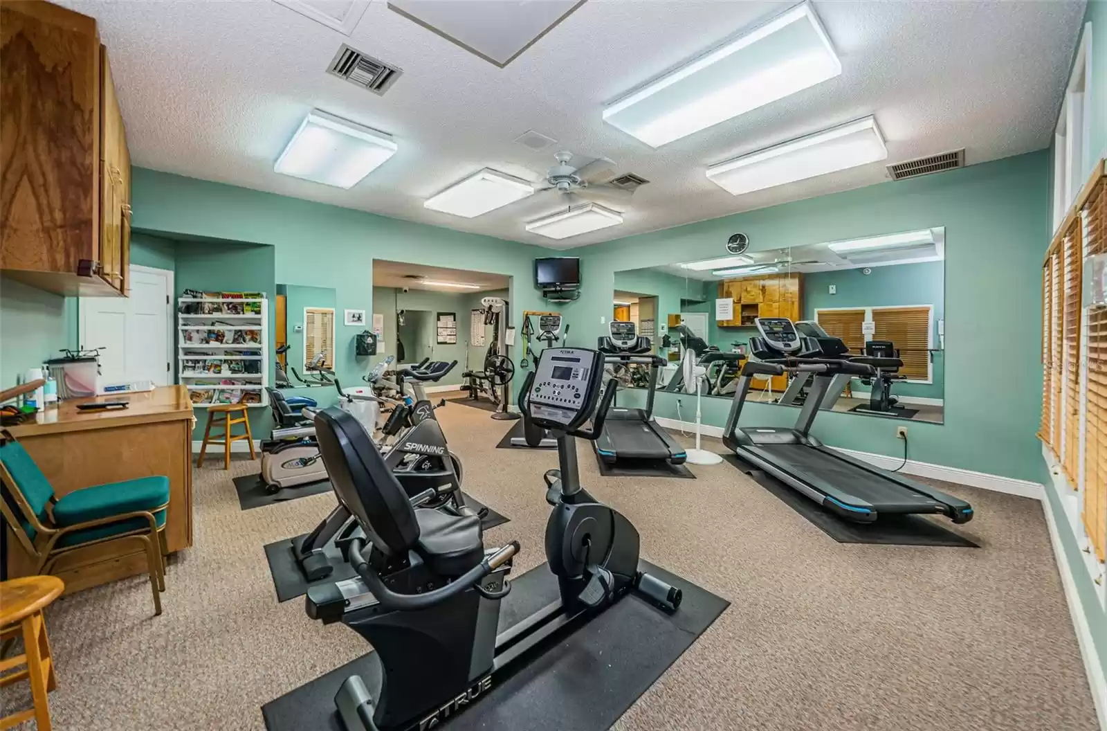 1008 Caravel Ct, Tarpon Springs, Florida 34689, 3 Bedrooms Bedrooms, ,2 BathroomsBathrooms,Residential,For Sale,CARAVEL,U8250981