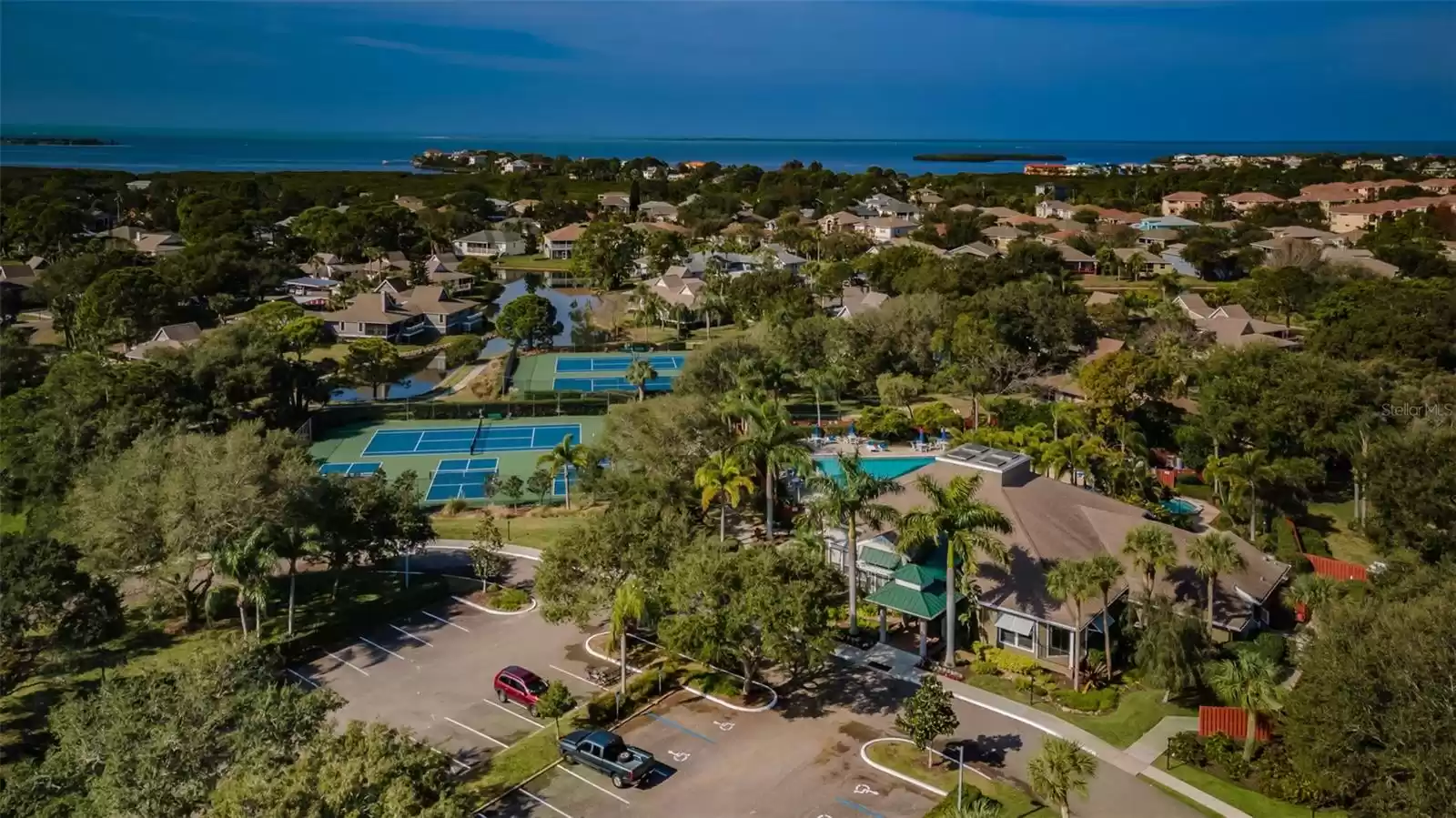 1008 Caravel Ct, Tarpon Springs, Florida 34689, 3 Bedrooms Bedrooms, ,2 BathroomsBathrooms,Residential,For Sale,CARAVEL,U8250981