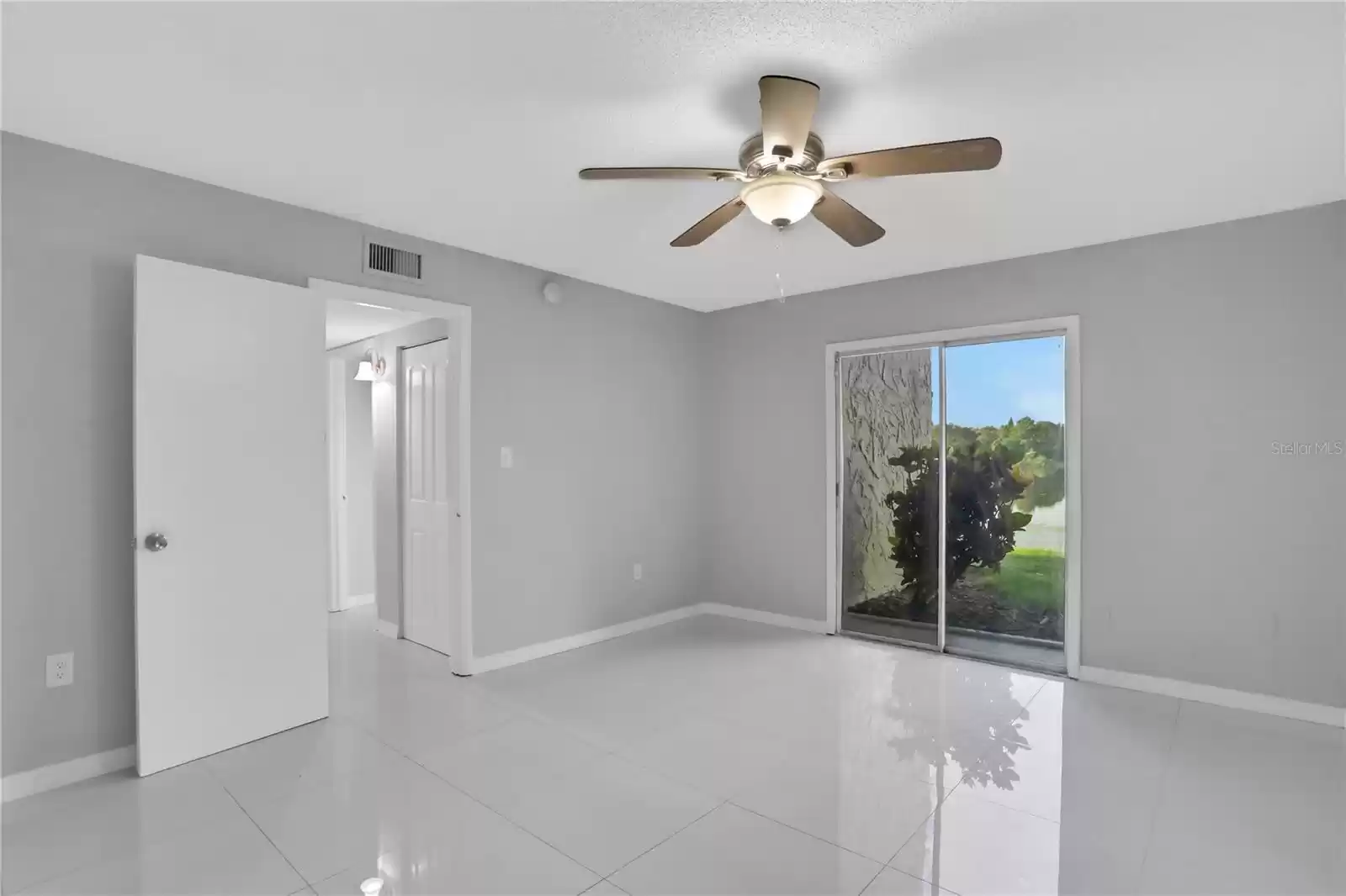 540 ORANGE DRIVE, ALTAMONTE SPRINGS, Florida 32701, 2 Bedrooms Bedrooms, ,2 BathroomsBathrooms,Residential,For Sale,ORANGE,MFRO6221612