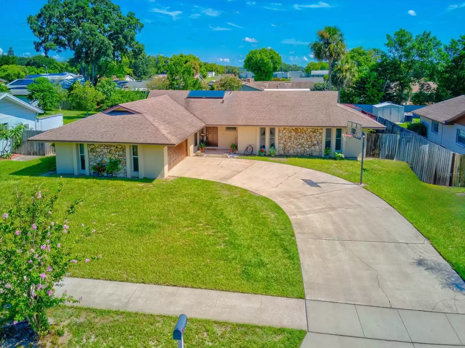 1011 CATHY DRIVE, ALTAMONTE SPRINGS, Florida 32714, 4 Bedrooms Bedrooms, ,2 BathroomsBathrooms,Residential,For Sale,CATHY,MFRO6218920