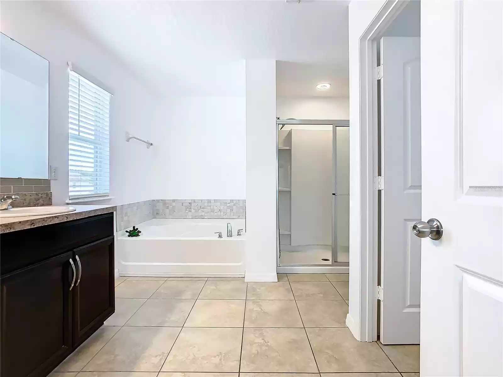 1875 MONTE CRISTO LANE, KISSIMMEE, Florida 34758, 4 Bedrooms Bedrooms, ,2 BathroomsBathrooms,Residential,For Sale,MONTE CRISTO,0,MFRT3539173