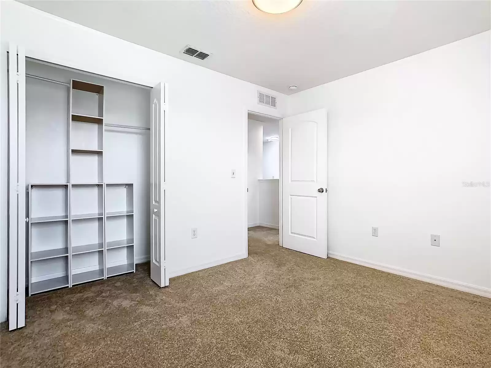 1875 MONTE CRISTO LANE, KISSIMMEE, Florida 34758, 4 Bedrooms Bedrooms, ,2 BathroomsBathrooms,Residential,For Sale,MONTE CRISTO,0,MFRT3539173
