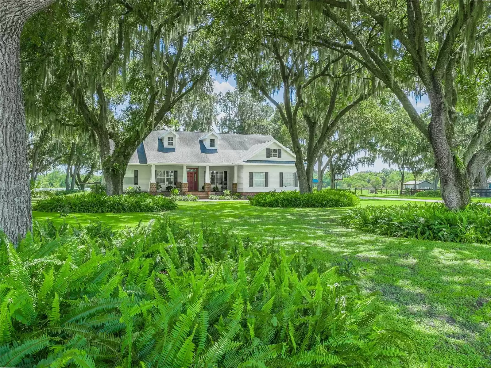 1096 Drew St, Lakeland, Florida 33810, 4 Bedrooms Bedrooms, ,3 BathroomsBathrooms,Residential,For Sale,DREW,L4946402