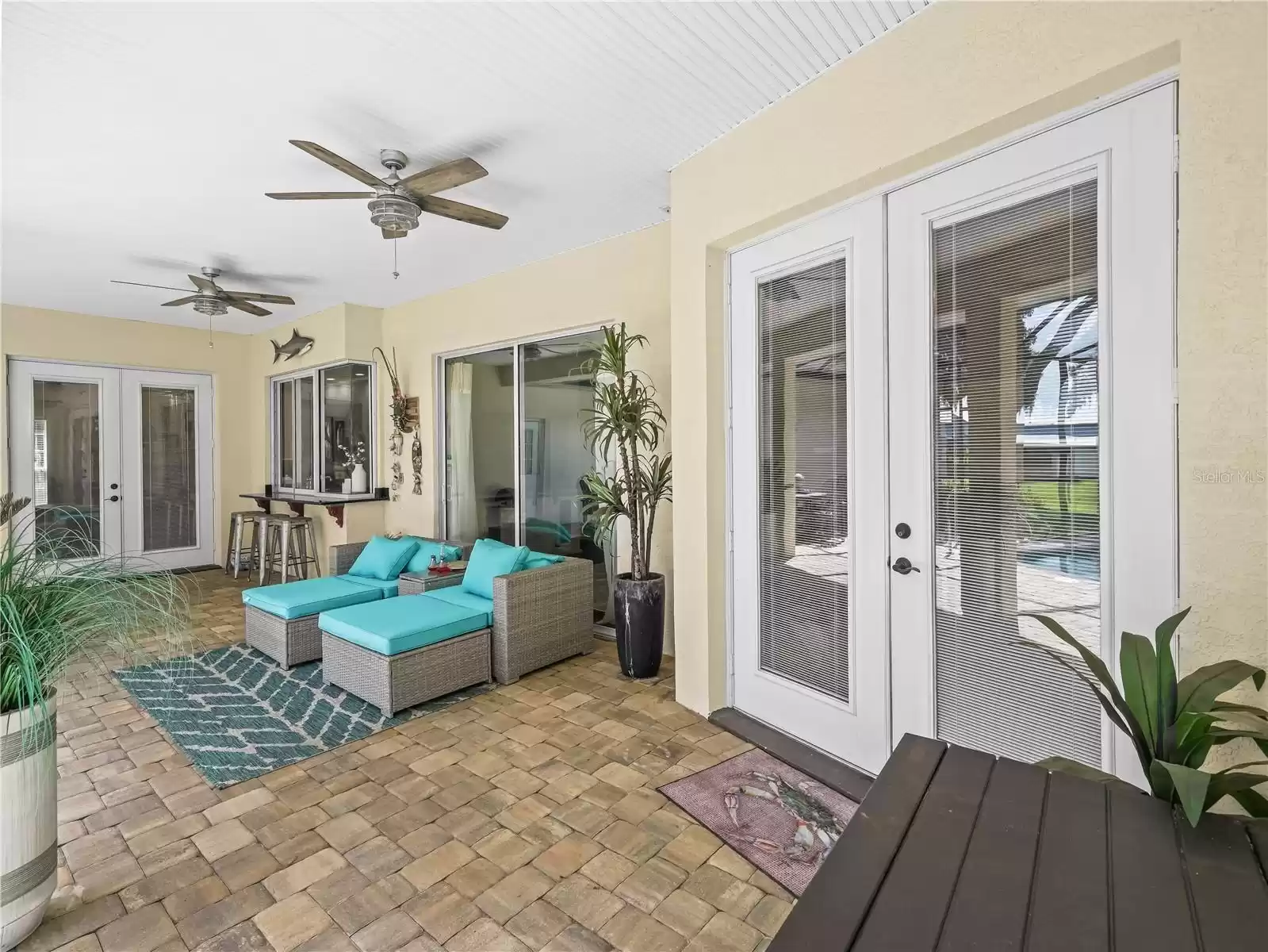 1096 Drew St, Lakeland, Florida 33810, 4 Bedrooms Bedrooms, ,3 BathroomsBathrooms,Residential,For Sale,DREW,L4946402