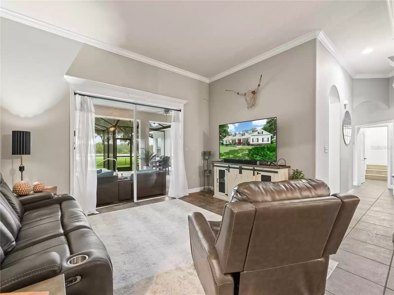1096 Drew St, Lakeland, Florida 33810, 4 Bedrooms Bedrooms, ,3 BathroomsBathrooms,Residential,For Sale,DREW,L4946402