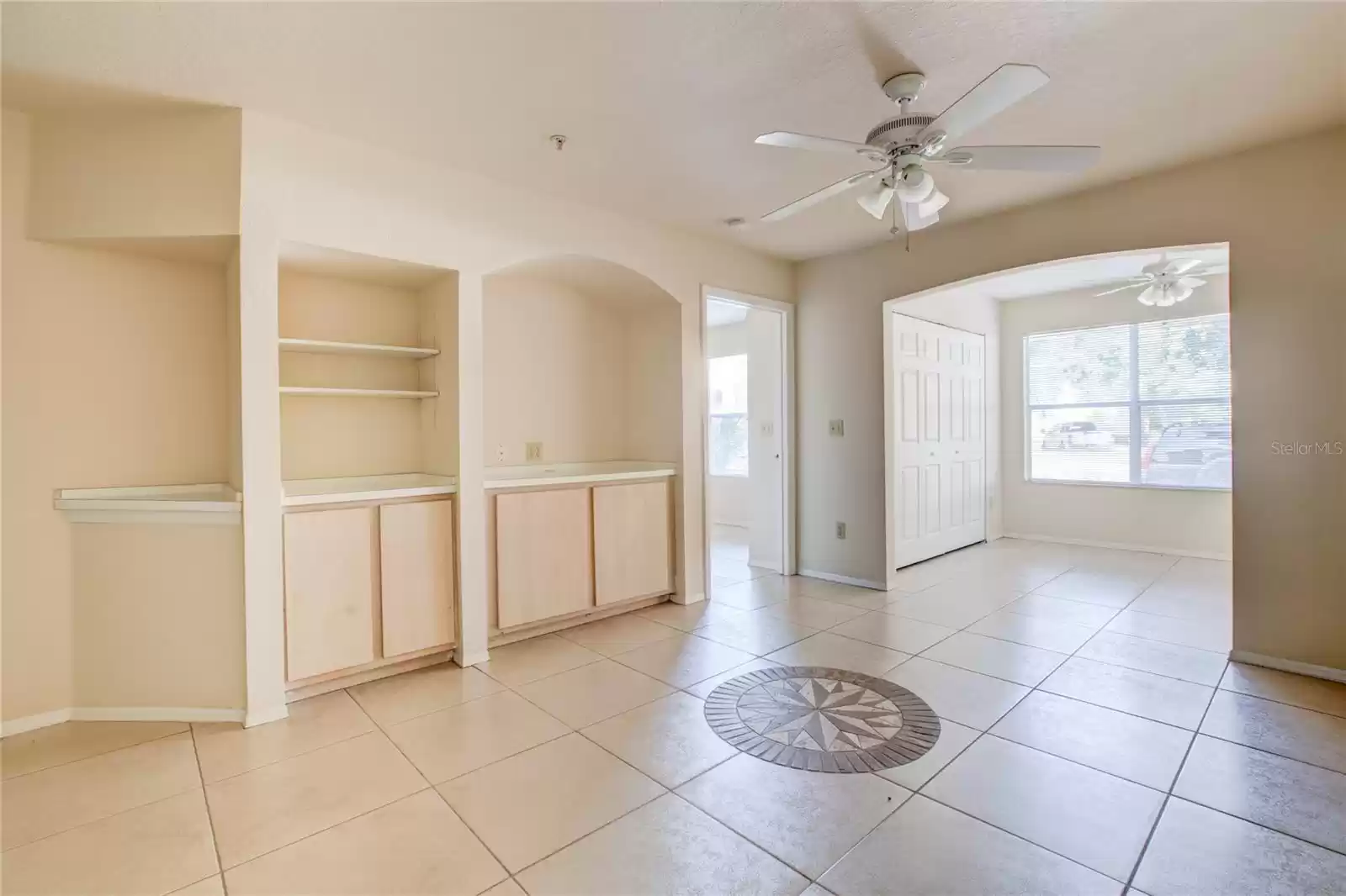 823 CAMARGO WAY, ALTAMONTE SPRINGS, Florida 32714, 2 Bedrooms Bedrooms, ,2 BathroomsBathrooms,Residential,For Sale,CAMARGO,MFRO6226743