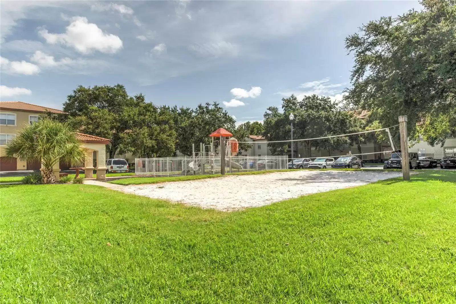 823 CAMARGO WAY, ALTAMONTE SPRINGS, Florida 32714, 2 Bedrooms Bedrooms, ,2 BathroomsBathrooms,Residential,For Sale,CAMARGO,MFRO6226743