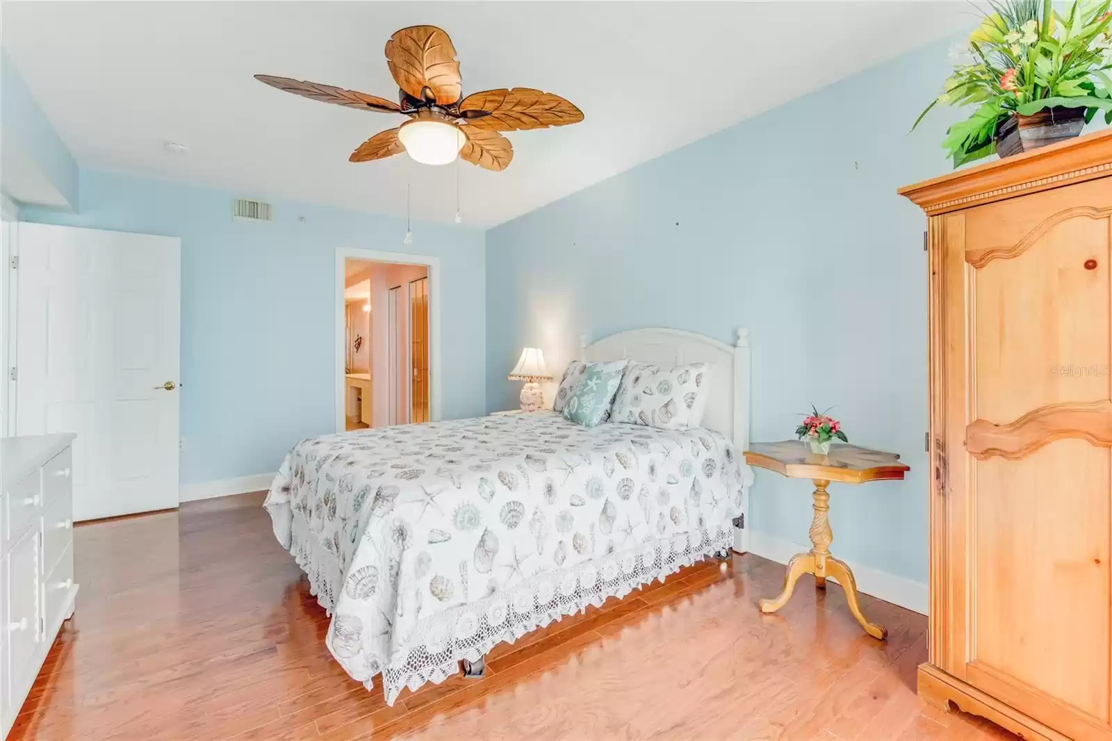 3425 ATLANTIC AVENUE, DAYTONA BEACH, Florida 32118, 4 Bedrooms Bedrooms, ,3 BathroomsBathrooms,Residential,For Sale,ATLANTIC,0,MFRV4937625