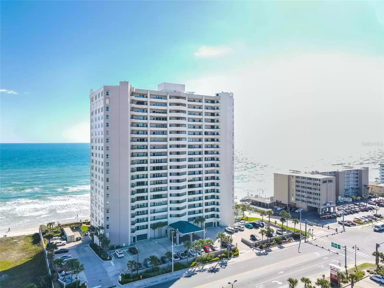 3425 ATLANTIC AVENUE, DAYTONA BEACH, Florida 32118, 4 Bedrooms Bedrooms, ,3 BathroomsBathrooms,Residential,For Sale,ATLANTIC,0,MFRV4937625
