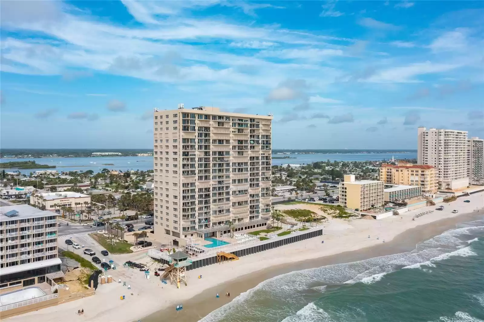 3425 ATLANTIC AVENUE, DAYTONA BEACH, Florida 32118, 4 Bedrooms Bedrooms, ,3 BathroomsBathrooms,Residential,For Sale,ATLANTIC,0,MFRV4937625