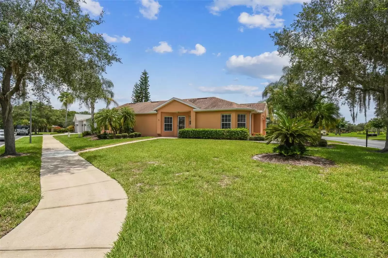 167 BELL TOWER XING W, POINCIANA, Florida 34759, 2 Bedrooms Bedrooms, ,2 BathroomsBathrooms,Residential,For Sale,BELL TOWER XING W,0,MFRS5109013