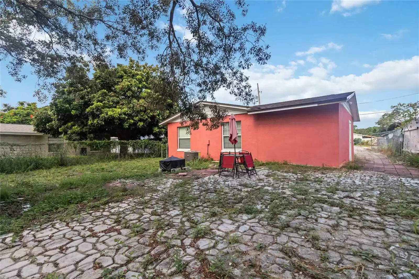 501 NORMANDALE AVENUE, ORLANDO, Florida 32835, 3 Bedrooms Bedrooms, ,2 BathroomsBathrooms,Residential,For Sale,NORMANDALE,MFRO6225374