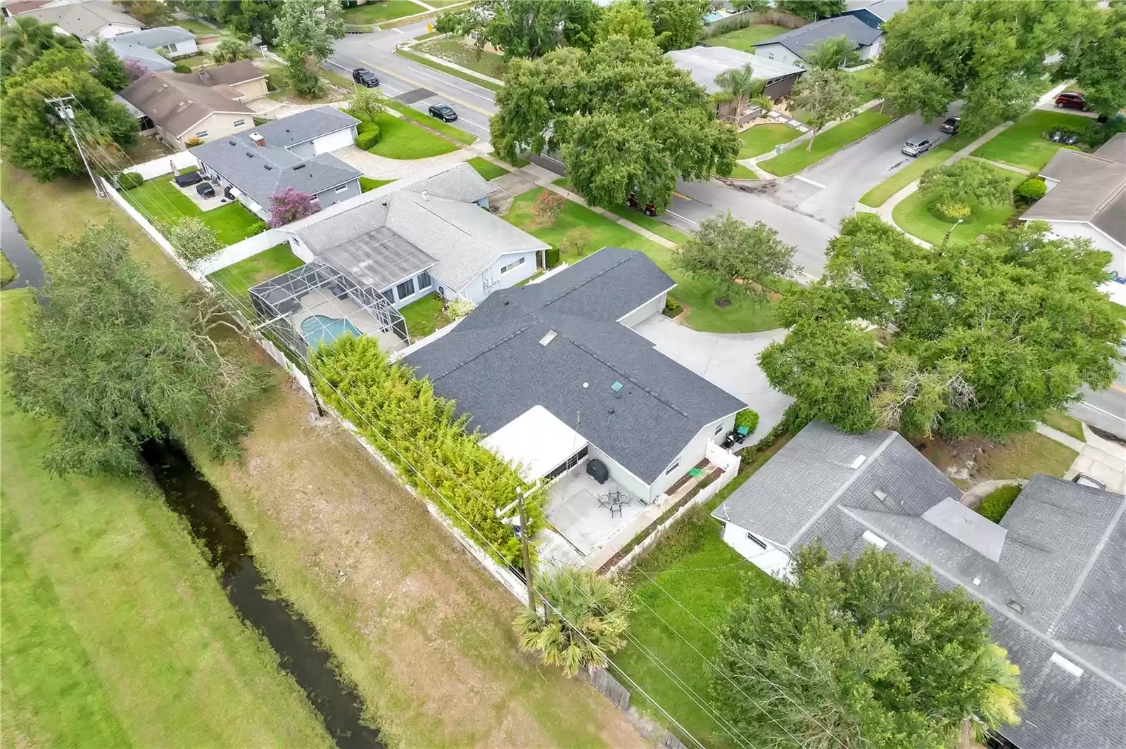 230 RANGER BOULEVARD, WINTER PARK, Florida 32792, 3 Bedrooms Bedrooms, ,2 BathroomsBathrooms,Residential,For Sale,RANGER,MFRO6216911