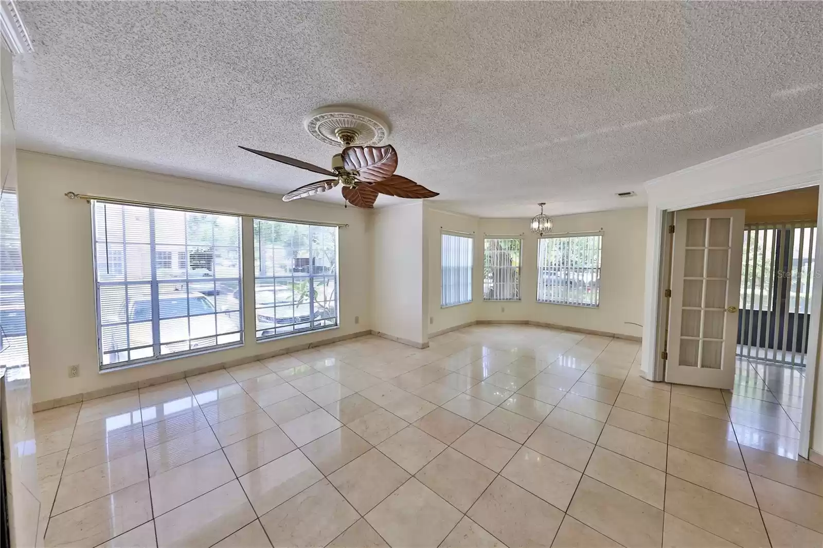 645 STAFFORD TERRACE, ALTAMONTE SPRINGS, Florida 32714, 3 Bedrooms Bedrooms, ,2 BathroomsBathrooms,Residential,For Sale,STAFFORD,MFRO6212715