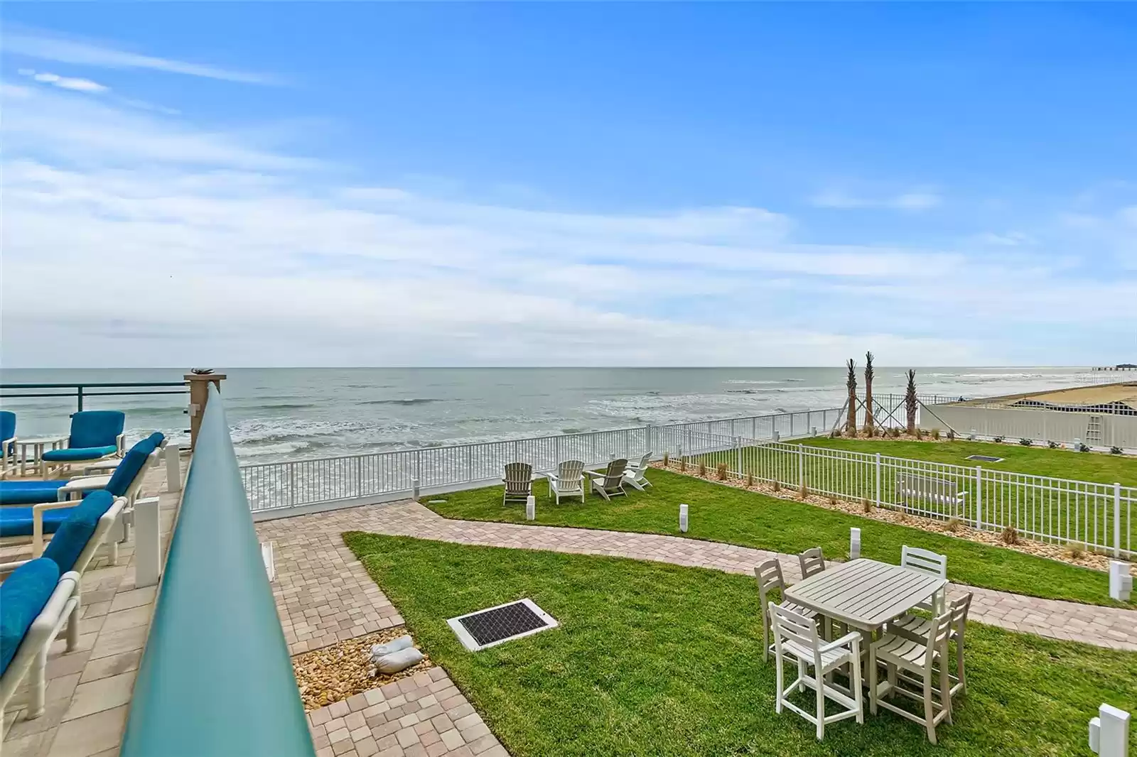 3315 ATLANTIC AVENUE, DAYTONA BEACH SHORES, Florida 32118, 3 Bedrooms Bedrooms, ,3 BathroomsBathrooms,Residential,For Sale,ATLANTIC,0,MFRV4937385