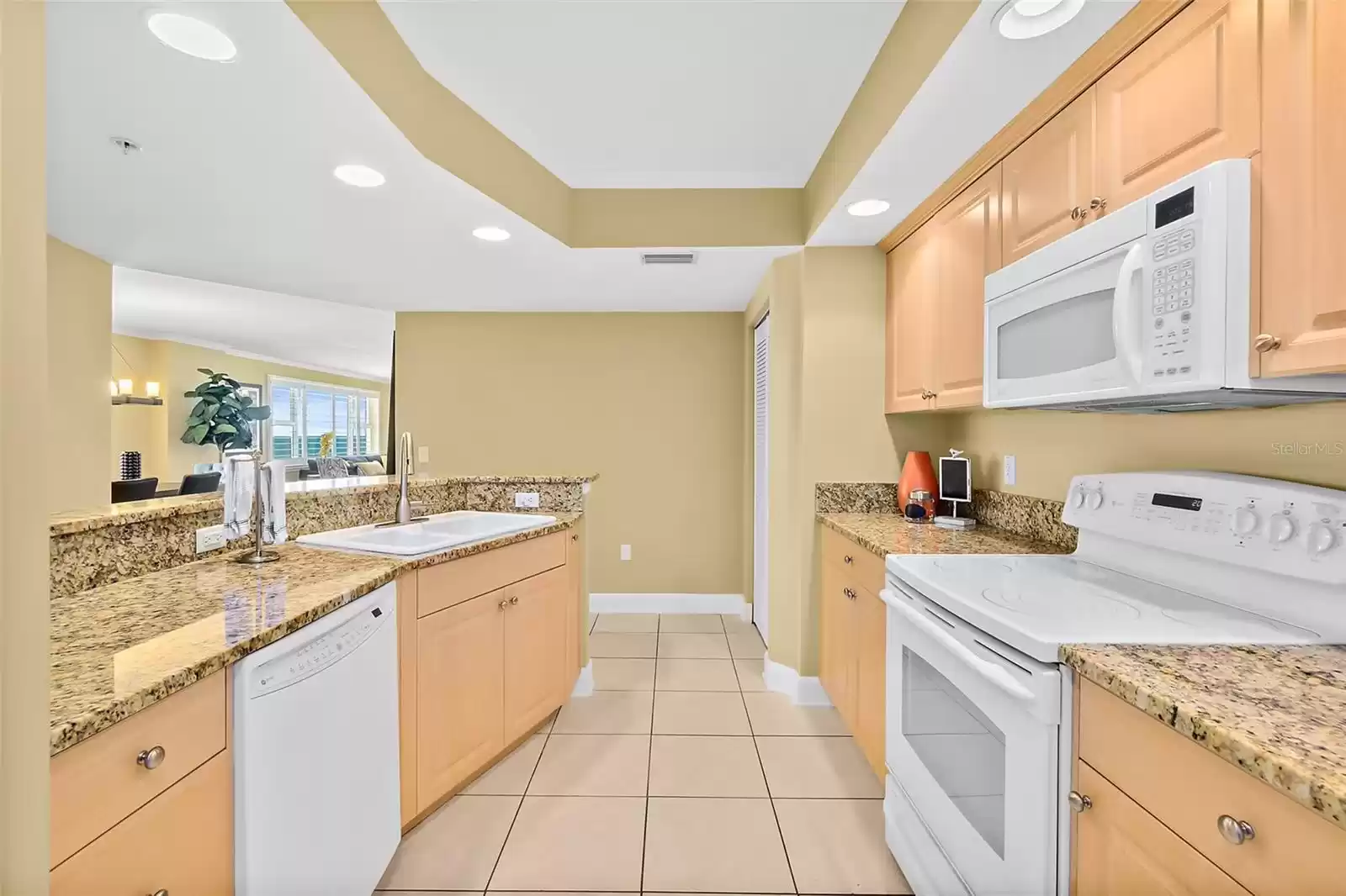 3315 ATLANTIC AVENUE, DAYTONA BEACH SHORES, Florida 32118, 3 Bedrooms Bedrooms, ,3 BathroomsBathrooms,Residential,For Sale,ATLANTIC,0,MFRV4937385