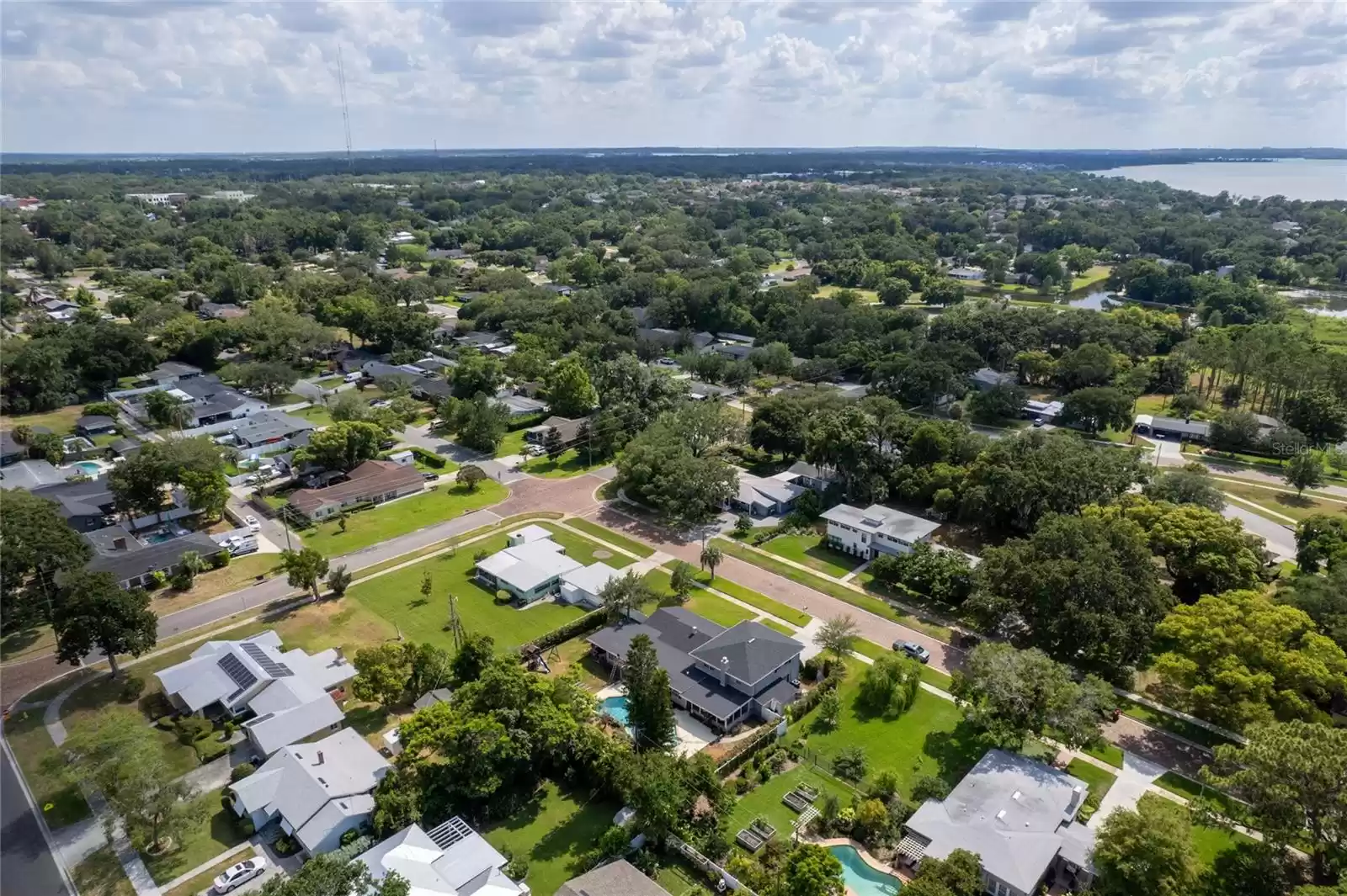 515 BOYD STREET, WINTER GARDEN, Florida 34787, 5 Bedrooms Bedrooms, ,4 BathroomsBathrooms,Residential,For Sale,BOYD,MFRO6222919