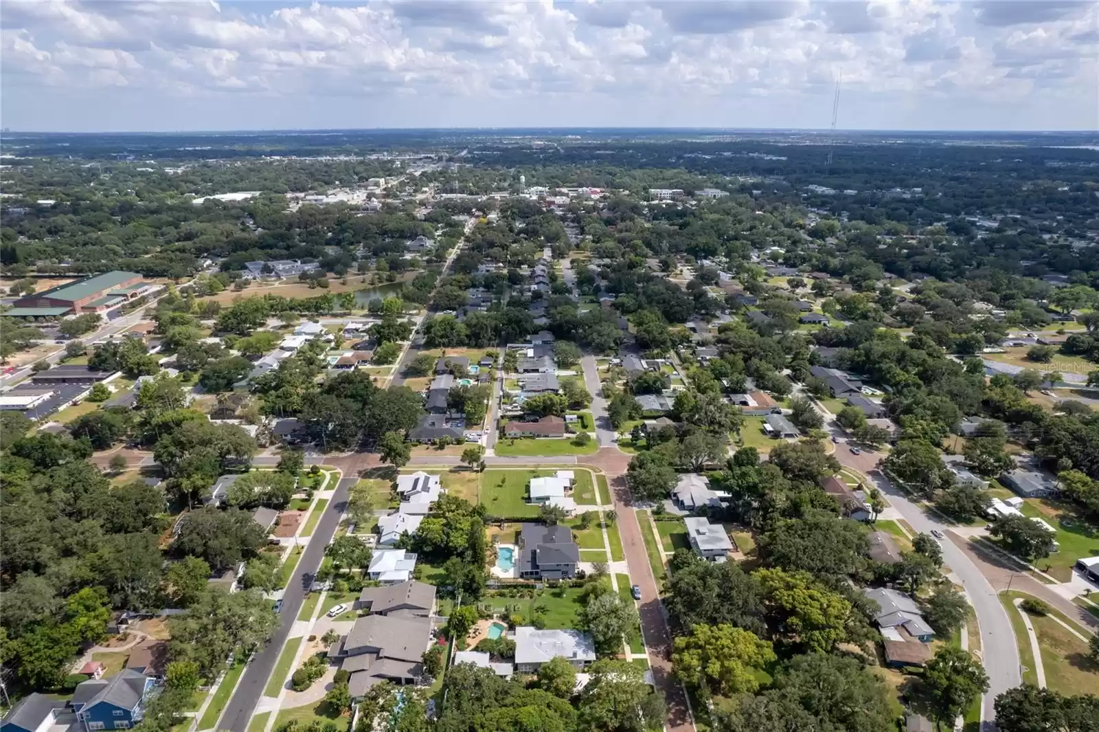 515 BOYD STREET, WINTER GARDEN, Florida 34787, 5 Bedrooms Bedrooms, ,4 BathroomsBathrooms,Residential,For Sale,BOYD,MFRO6222919