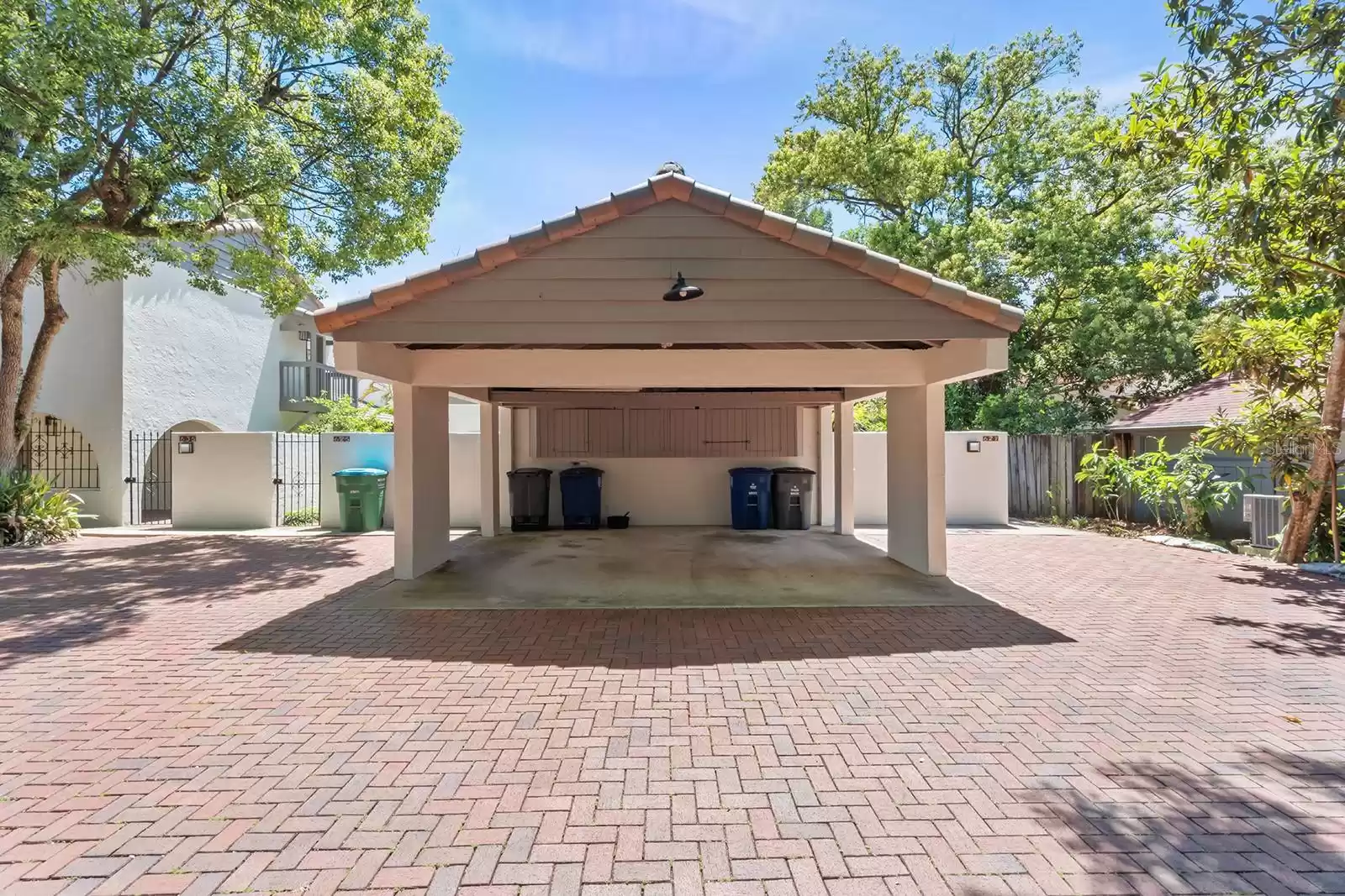 Carport