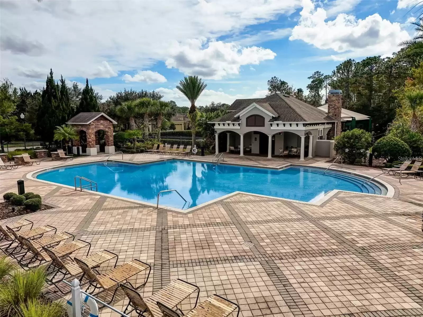 1379 CRANE CREST WAY, ORLANDO, Florida 32825, 5 Bedrooms Bedrooms, ,3 BathroomsBathrooms,Residential,For Sale,CRANE CREST,MFRO6227487