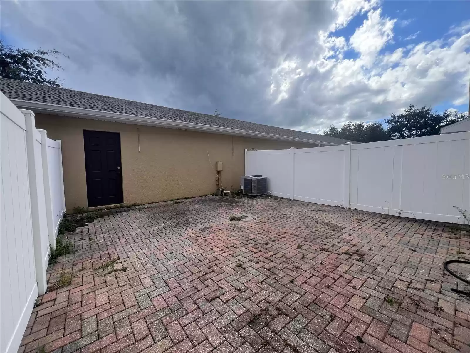 11858 DEER PATH WAY, ORLANDO, Florida 32832, 3 Bedrooms Bedrooms, ,2 BathroomsBathrooms,Residential,For Sale,DEER PATH,MFRS5109364