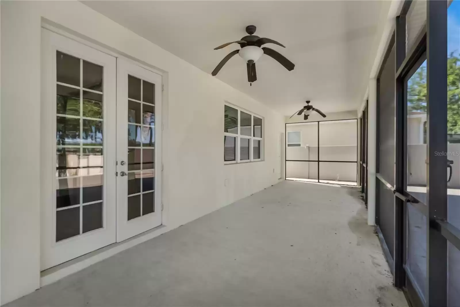 11530 CHATEAUBRIAND AVENUE, ORLANDO, Florida 32836, 4 Bedrooms Bedrooms, ,3 BathroomsBathrooms,Residential,For Sale,CHATEAUBRIAND,MFRO6227702