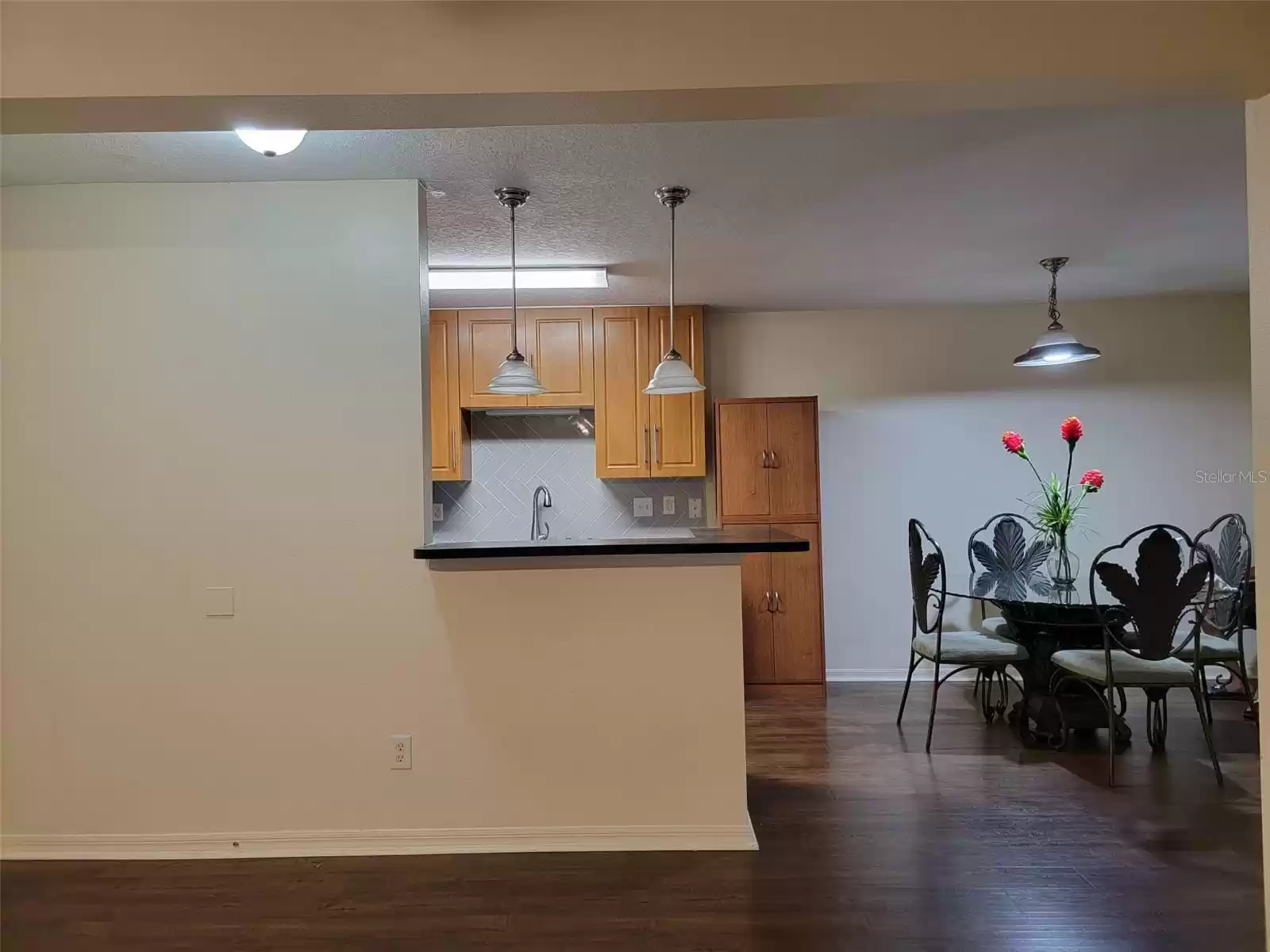 Kitchen and dining area view from living room