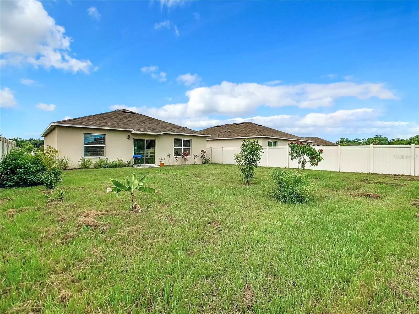 3302 SUMMERDALE WAY, KISSIMMEE, Florida 34746, 3 Bedrooms Bedrooms, ,2 BathroomsBathrooms,Residential,For Sale,SUMMERDALE,MFRO6227341