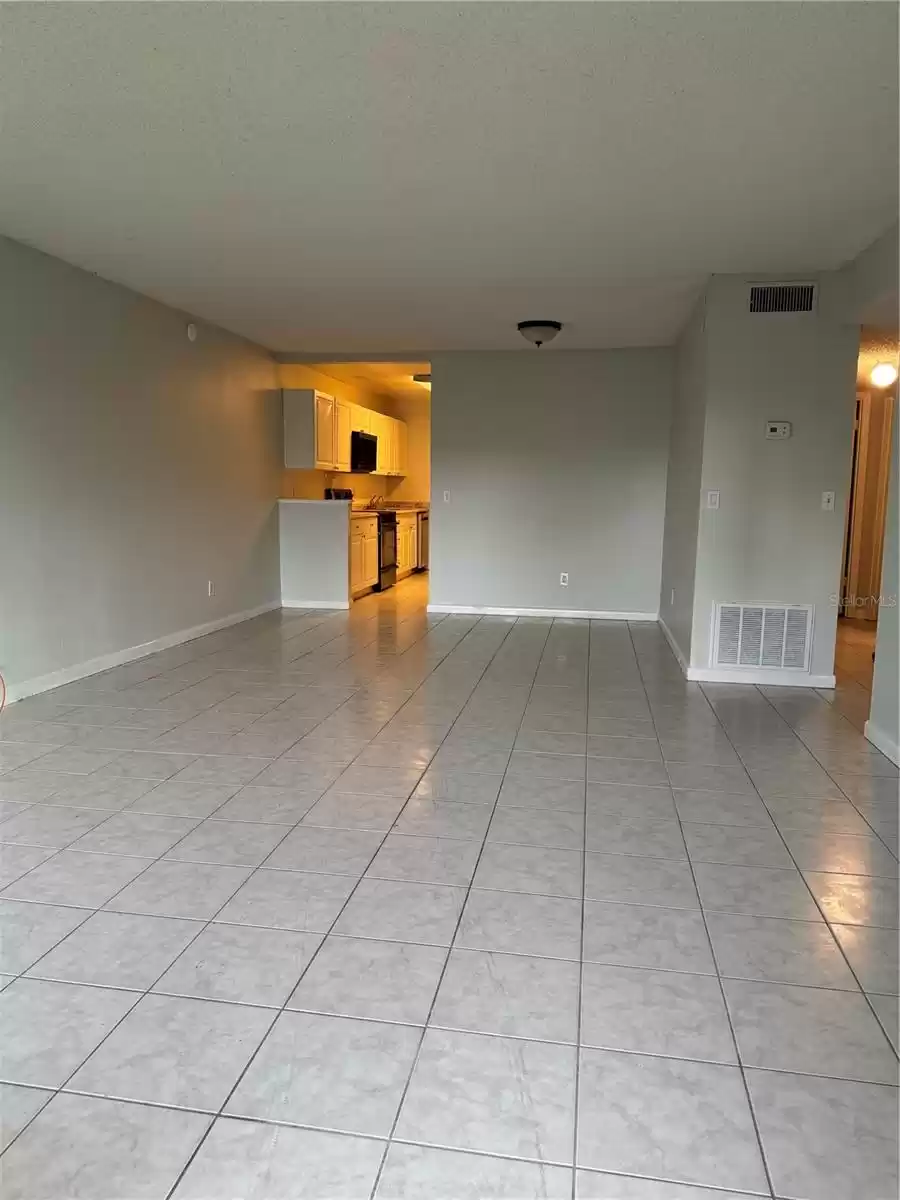 605 NORTHLAKE BOULEVARD, ALTAMONTE SPRINGS, Florida 32701, 3 Bedrooms Bedrooms, ,2 BathroomsBathrooms,Residential,For Sale,NORTHLAKE,MFRO6228385