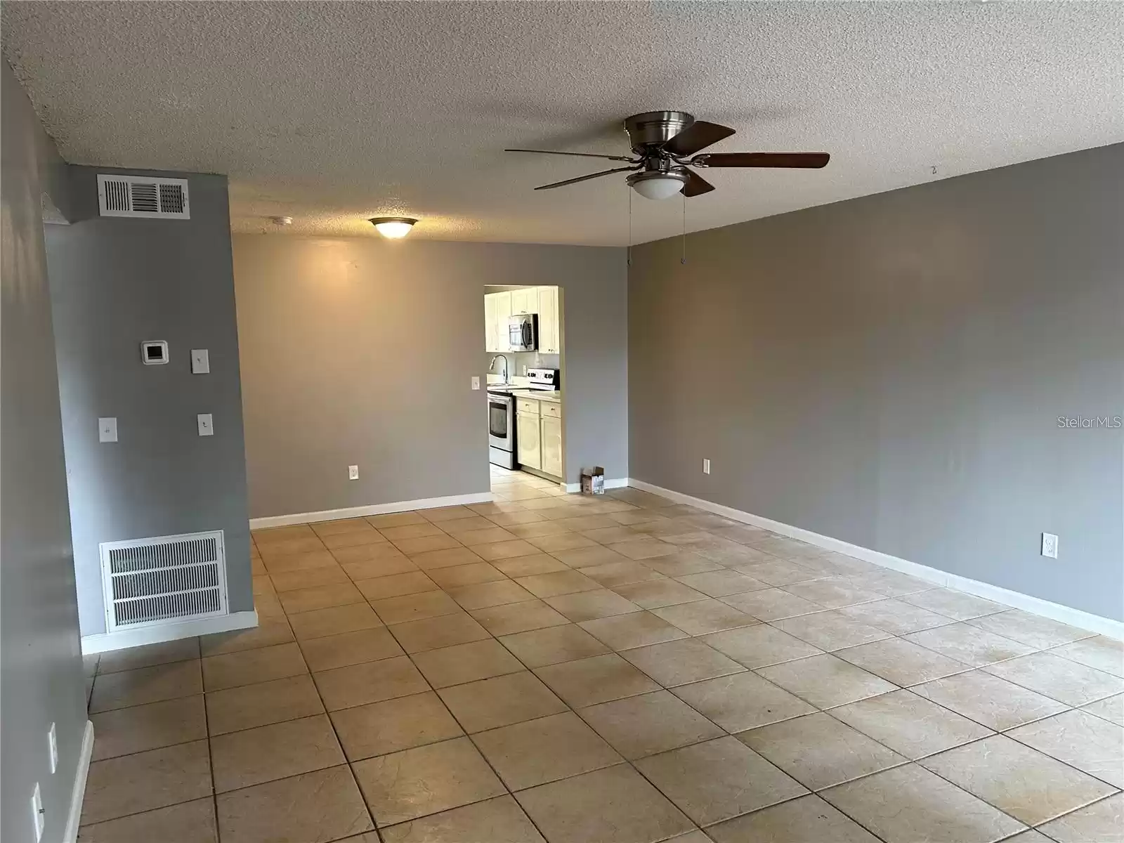 725 NORTHLAKE BOULEVARD, ALTAMONTE SPRINGS, Florida 32701, 3 Bedrooms Bedrooms, ,2 BathroomsBathrooms,Residential,For Sale,NORTHLAKE,MFRS5108510